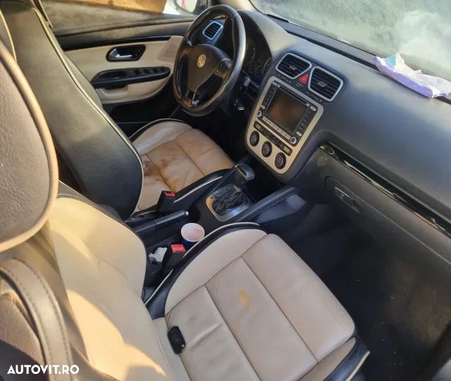 bara spate armatura portbagaj haion luneta far stanga punte jug stop plansa ceasuri bord timonerie schimbator viteze oglinda broasca macara stanga dreapta ansamblu stergatoare  kit pornire calculator motor ecu spira volan bloc lumini VW Eos an 2007, motor 2.0 tdi BMM, cutie de viteze automata cod JPJ - 4