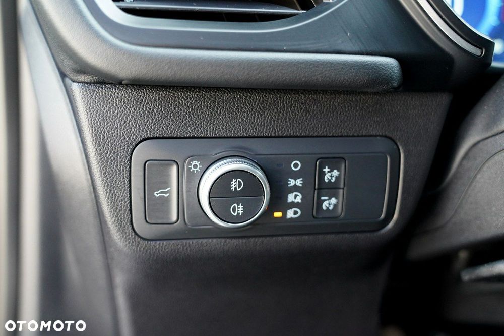 Ford Kuga - 17