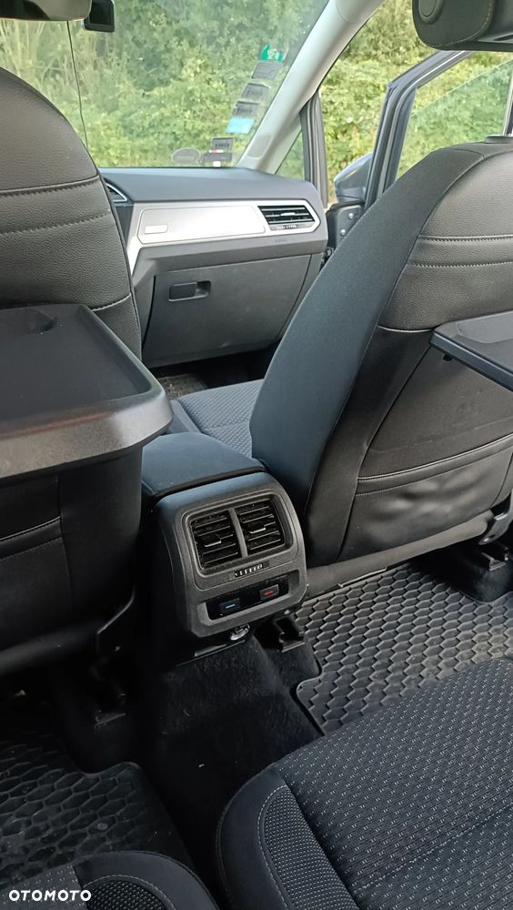Volkswagen Touran 1.6 TDI BMT SCR Comfortline - 16