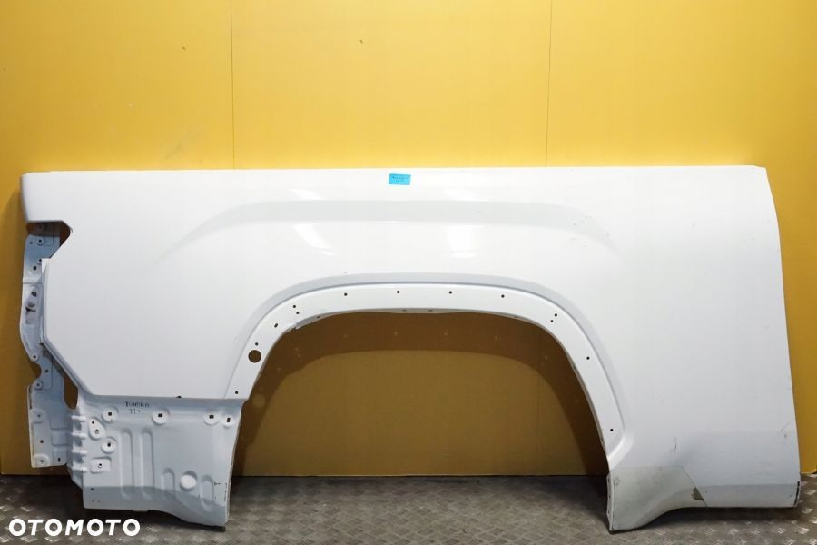 TOYOTA TUNDRA 2022 - 2024 Błotnik Bok Paka Ćwiartka Prawy Tył USA - 1