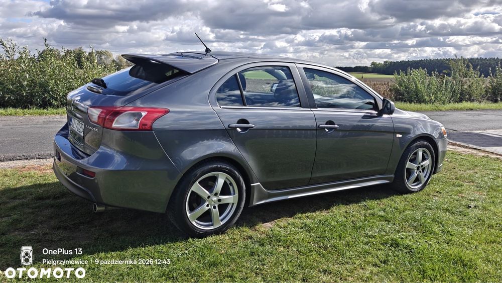 Mitsubishi Lancer - 3