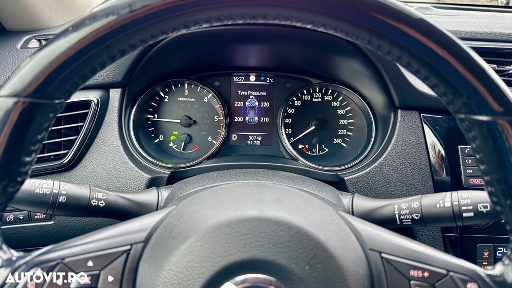 Nissan X-Trail 2.0 dCi ALL-MODE 4x4i Xtronic Tekna - 11