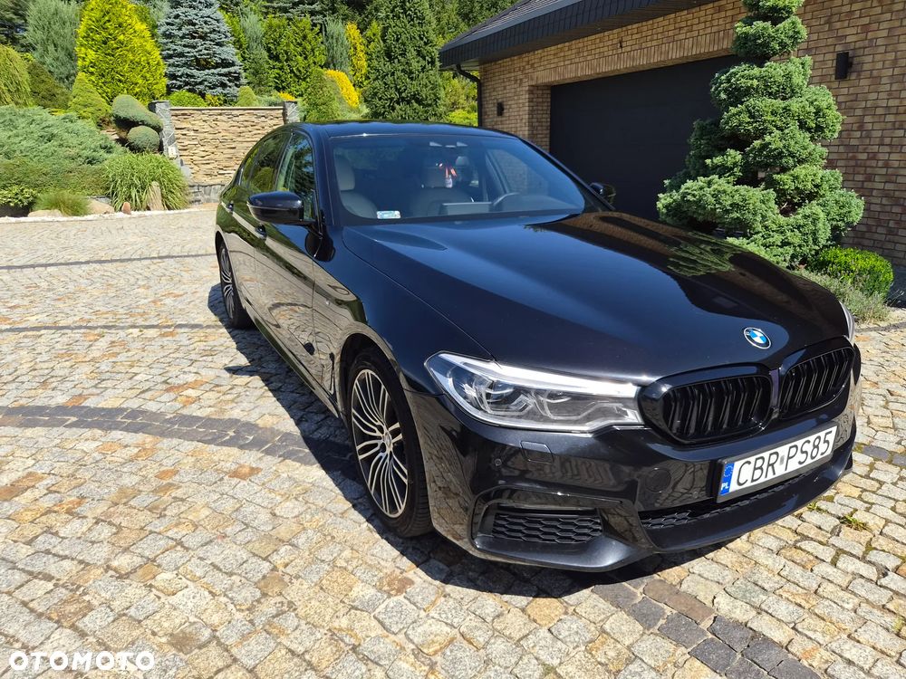BMW Seria 5 520d xDrive M Sport sport - 9