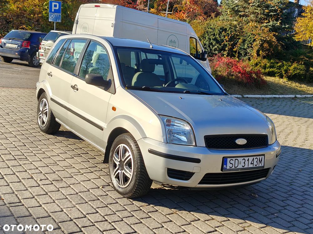 Ford Fusion 1.6 Ambiente - 14