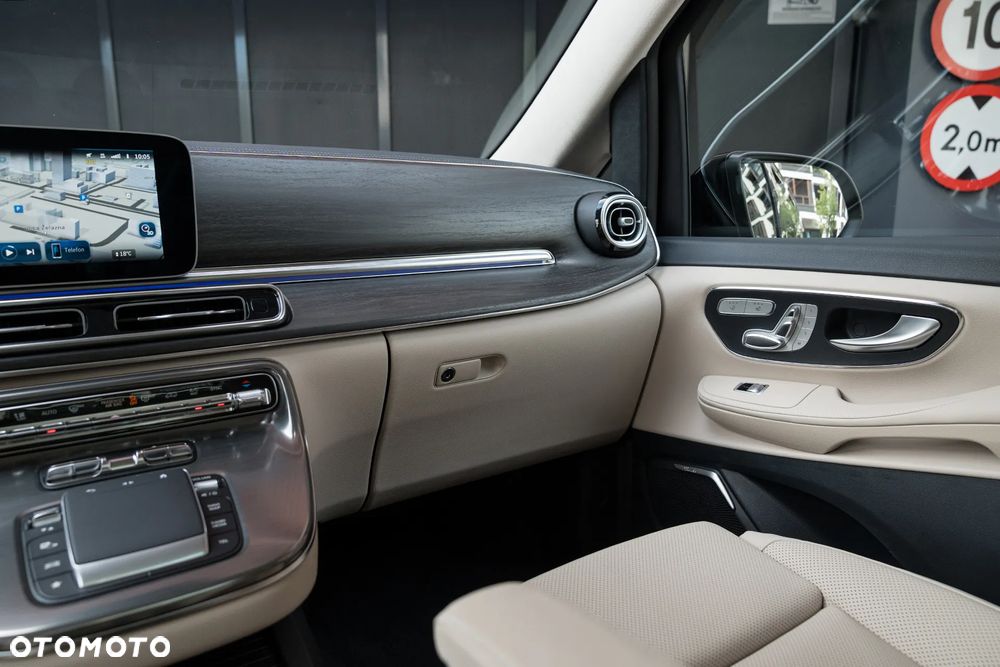 Mercedes-Benz Klasa V 300 d 4-Matic 9G-Tronic Exclusive (d³ugi) - 31