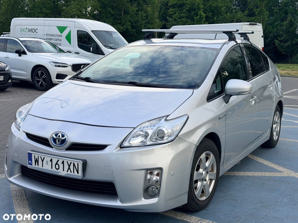 Toyota Prius 1.8 HSD Prestige - 3