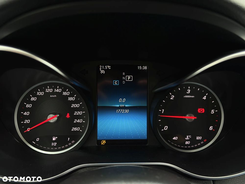 Mercedes-Benz Klasa C 220 d 9G-TRONIC - 21