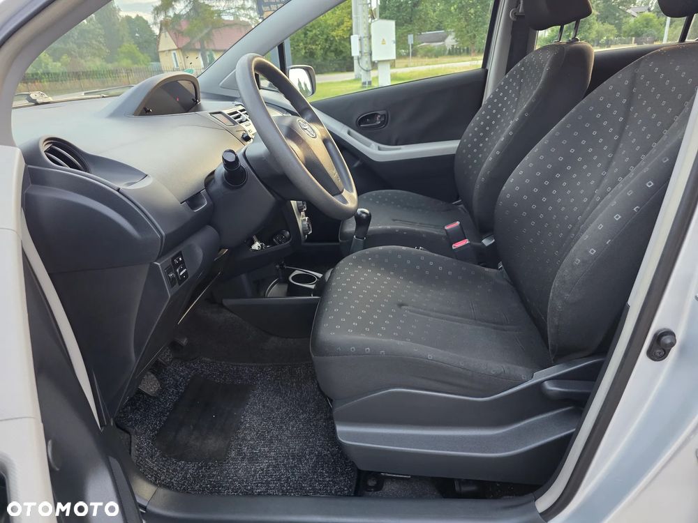 Toyota Yaris 1.4 D-4D S - 15
