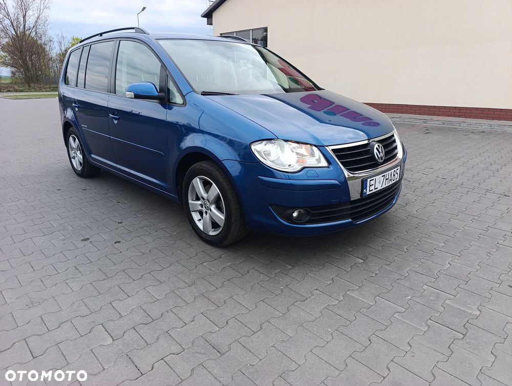 Volkswagen Touran - 2