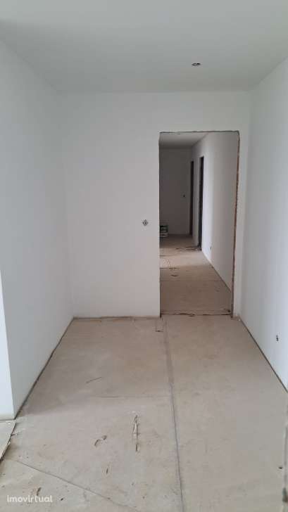 Apartamento T3 – Condomínio Privado | Serra de Carnaxide - Grande imagem: 5/10