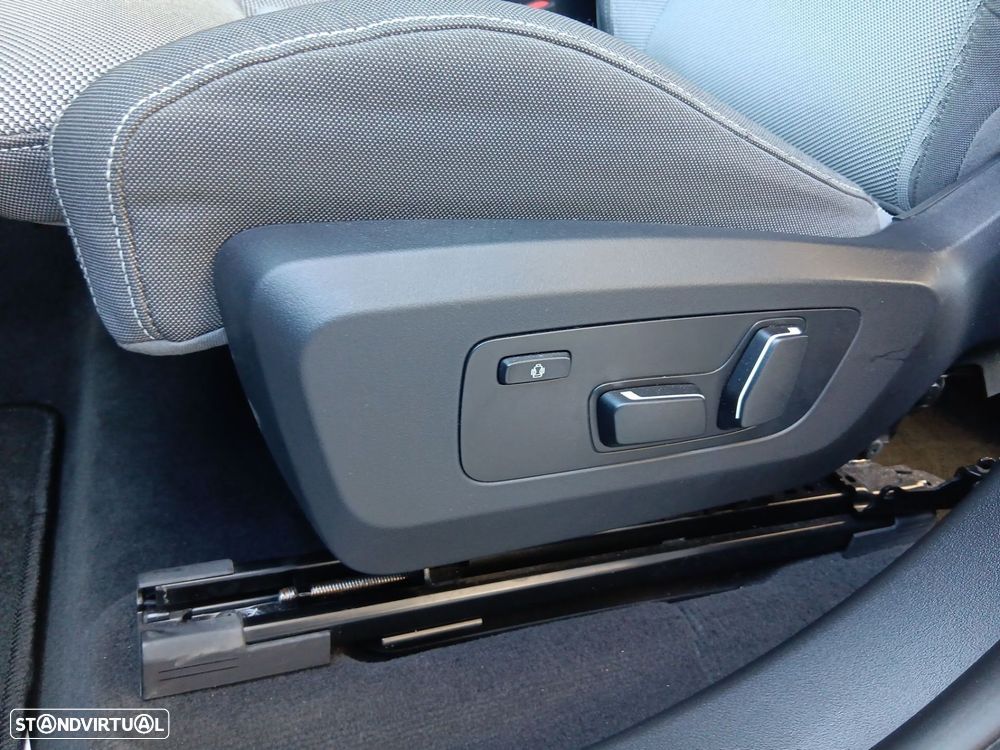 BMW X3 30 e xDrive Pack M Desportivo - 15