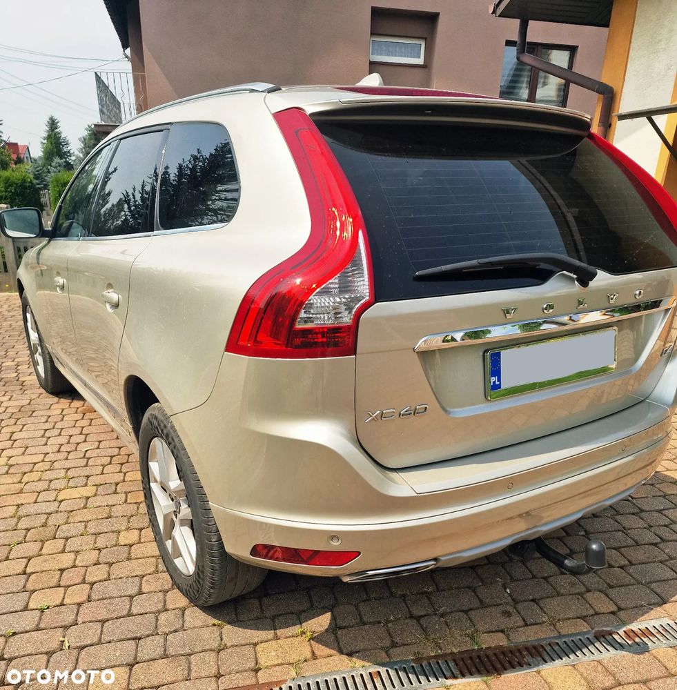 Volvo XC 60 D4 Geartronic Summum - 3
