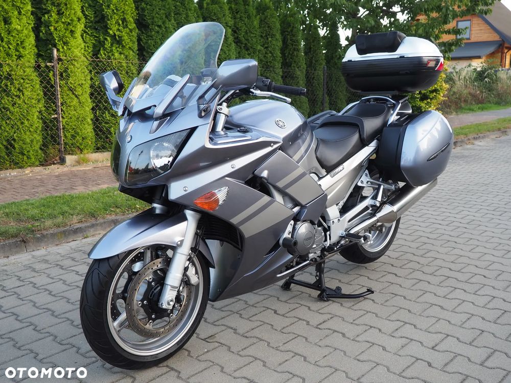Yamaha FJR - 3
