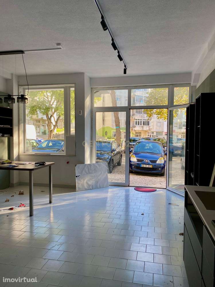 Loja  à venda em  São Domingos Rana - Grande imagem: 2/9