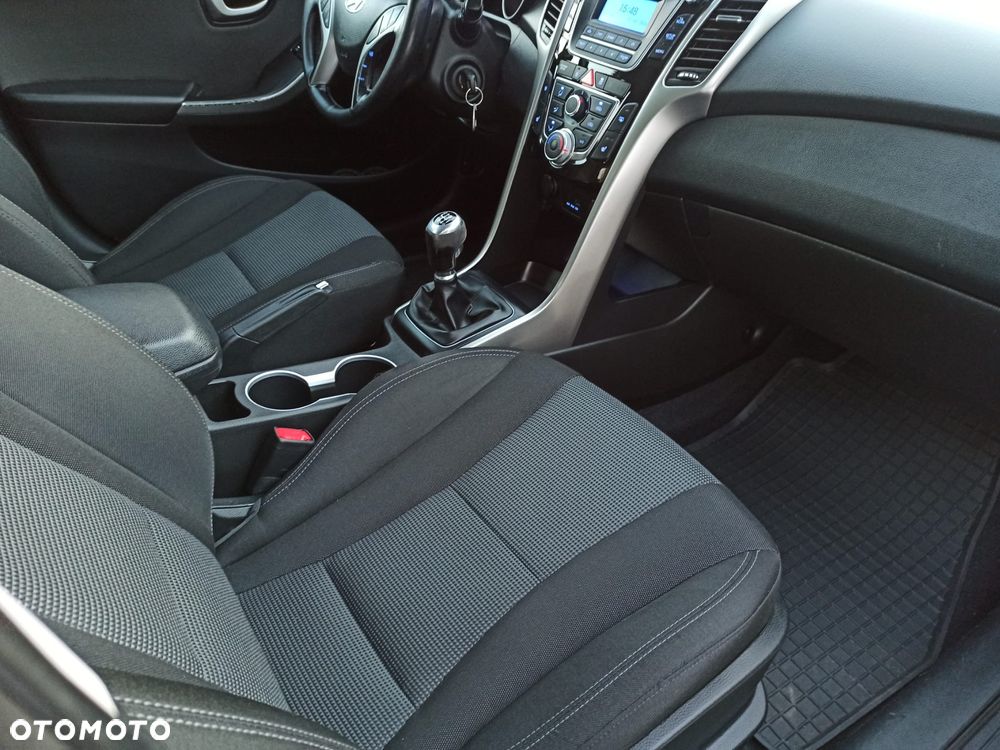 Hyundai i30 1.6 GDI Comfort - 13