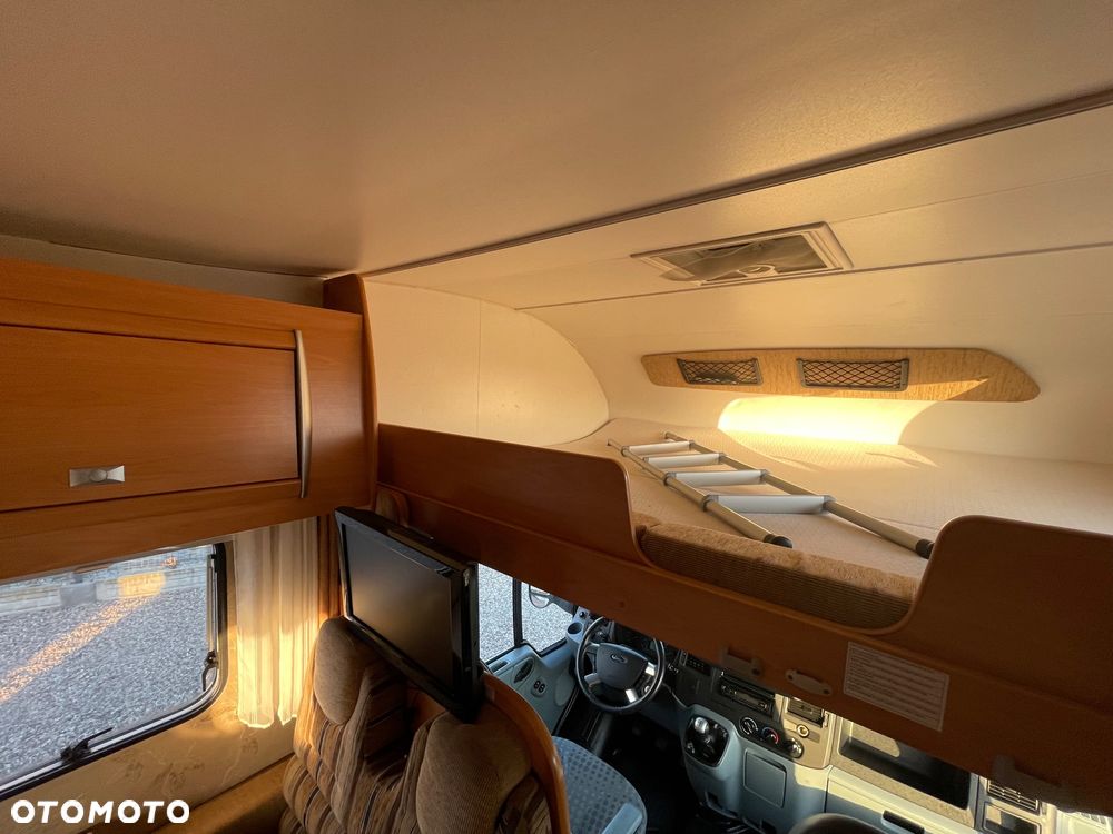 Ford Transit Challenger - 29