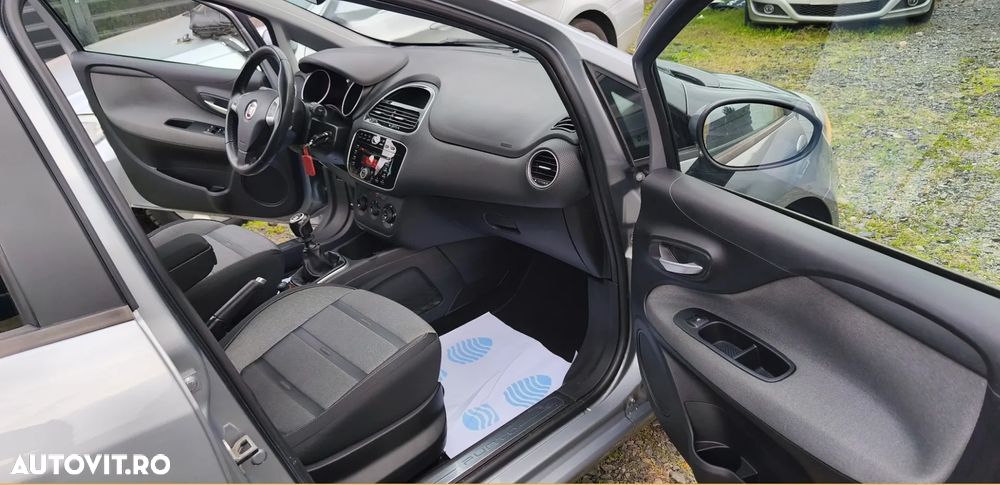 Fiat Grande Punto 1.4 16V Emotion - 17