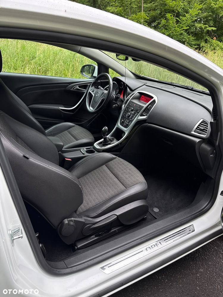 Opel Astra 1.4 Turbo Edition - 27