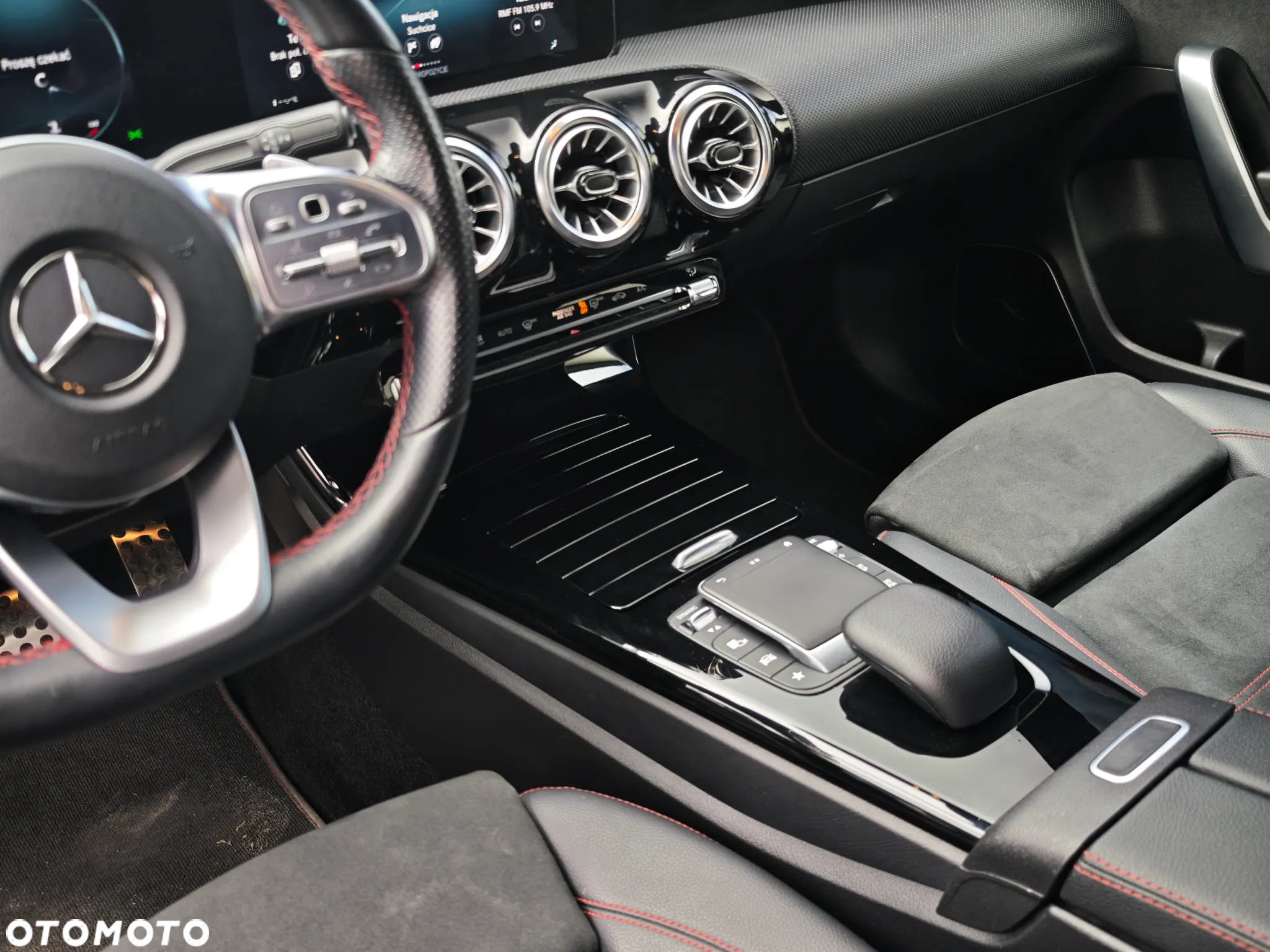 Mercedes-Benz Klasa A 250 7G-DCT AMG Line - 22