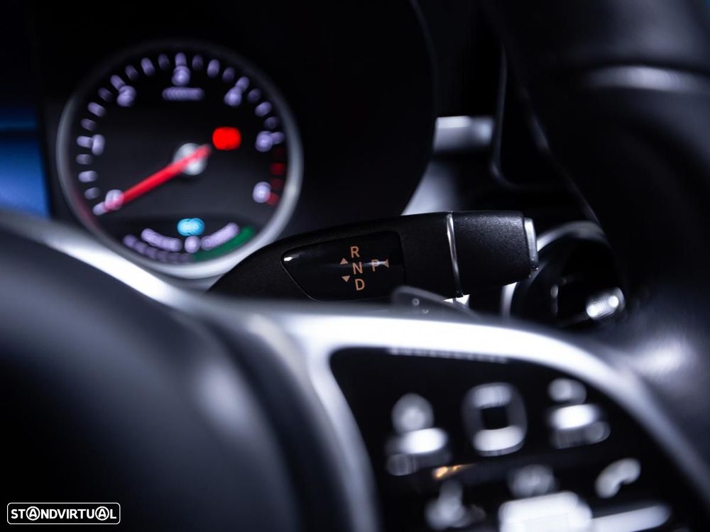 Mercedes-Benz GLC 300 de 4Matic - 21