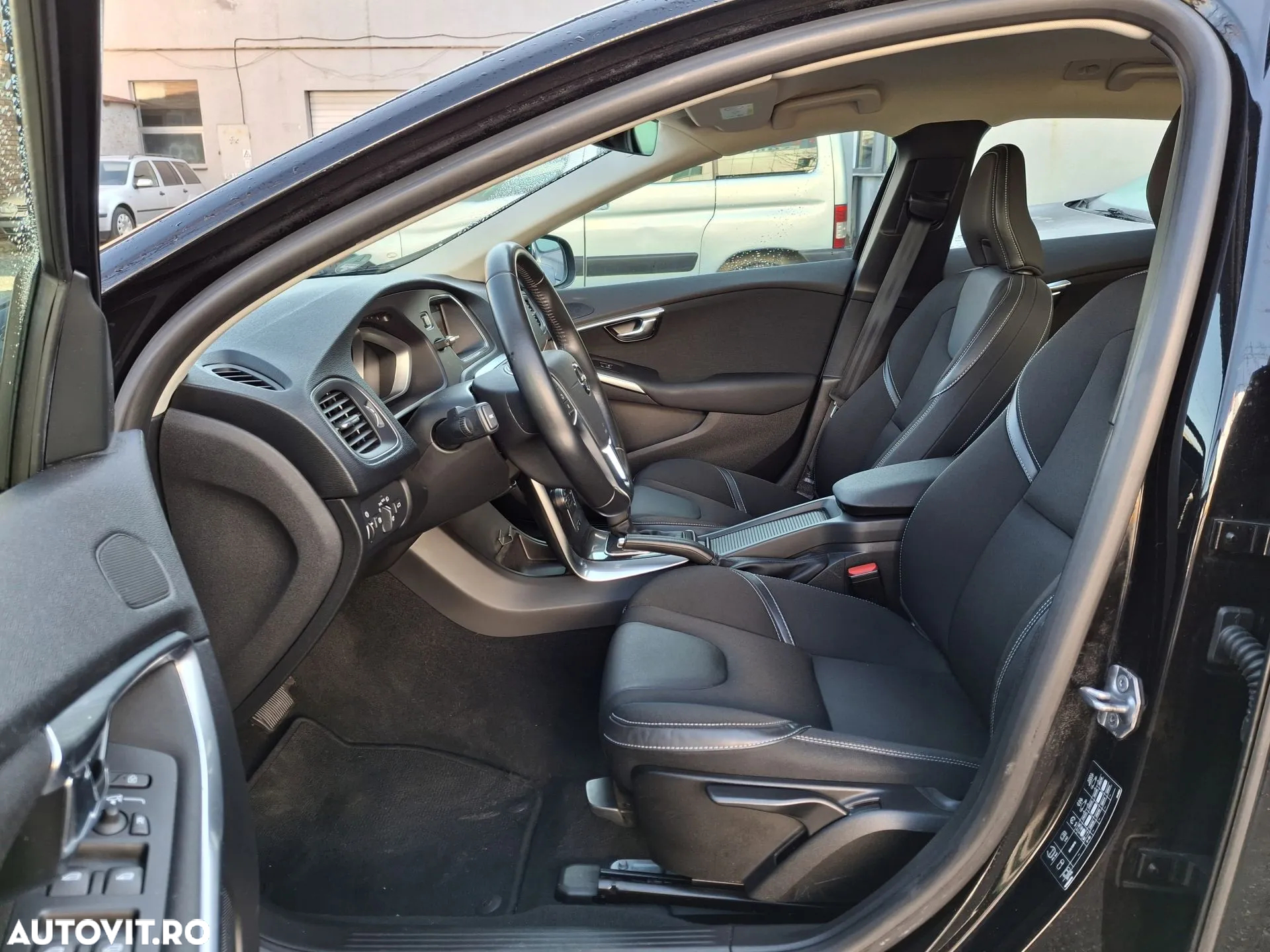 Volvo V40 - 16