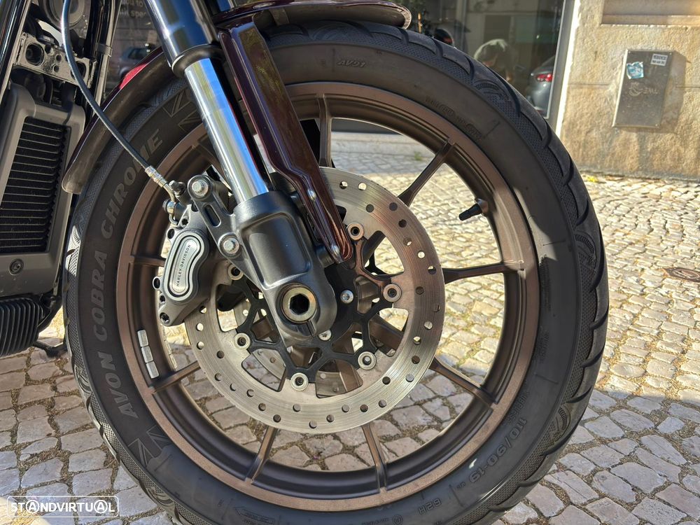 Harley-Davidson Softail Low Rider S - 13