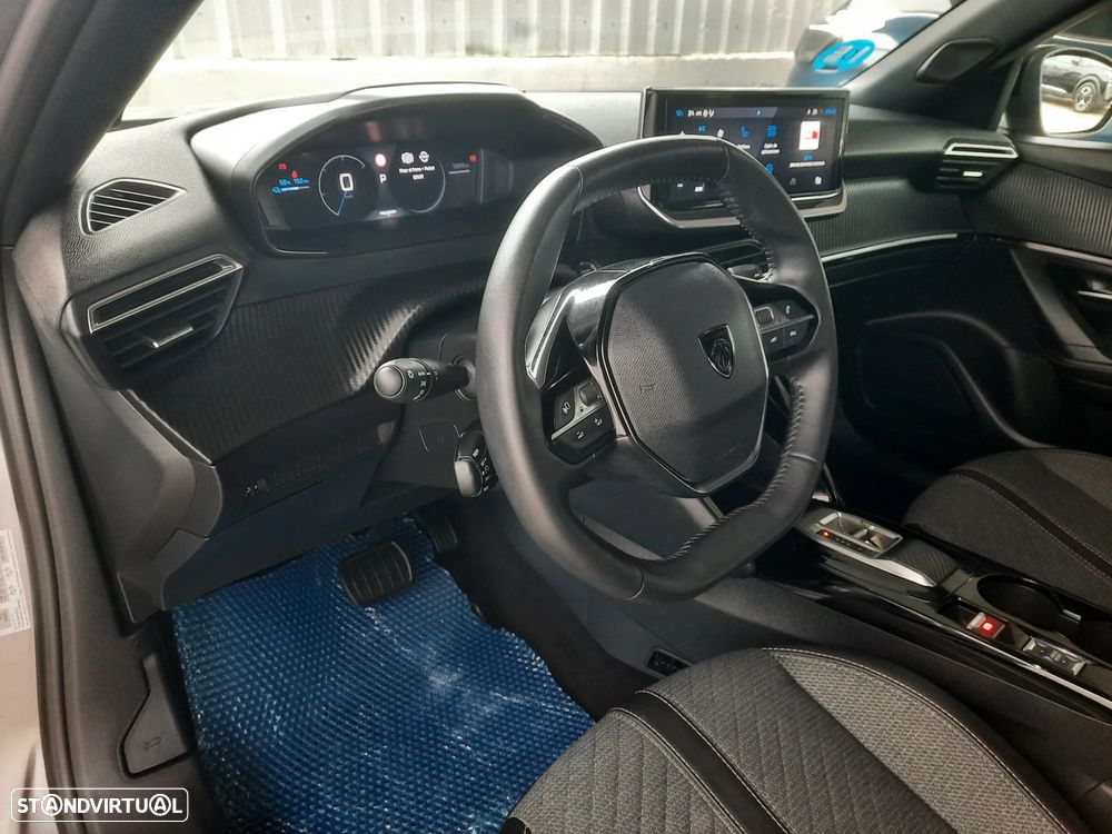 Peugeot e-2008 54 kWh Allure - 14