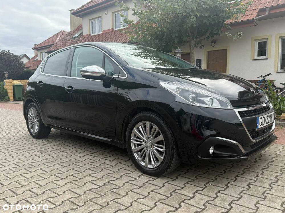 Peugeot 208 1.2 PureTech GPF Allure S&S EAT6 - 1