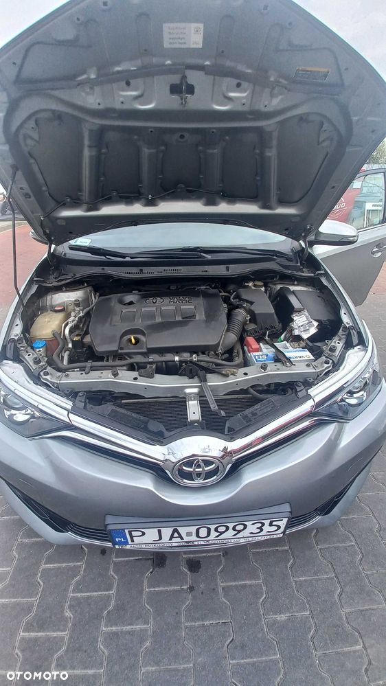 Toyota Auris - 8