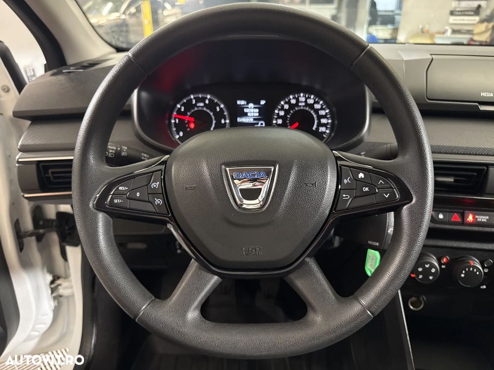 Dacia Logan - 15
