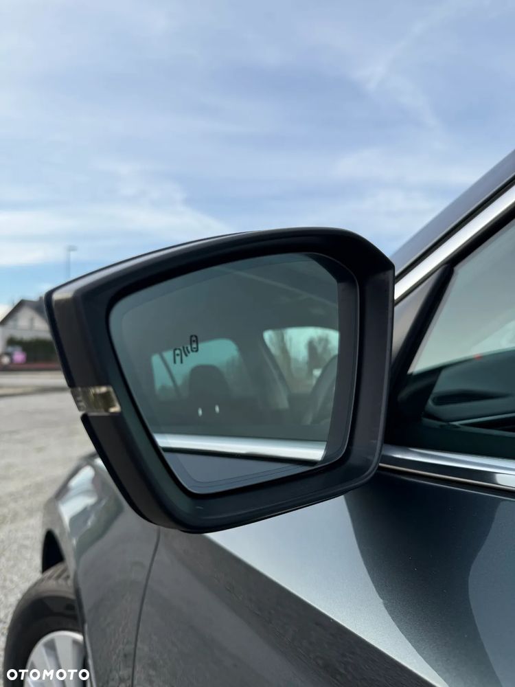 Skoda Superb 2.0 TDI Style DSG - 30