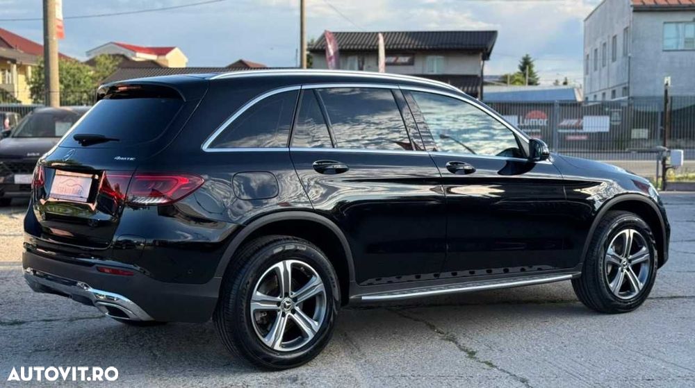 MERCEDES-BENZ GLC 2022 — imagine 9
