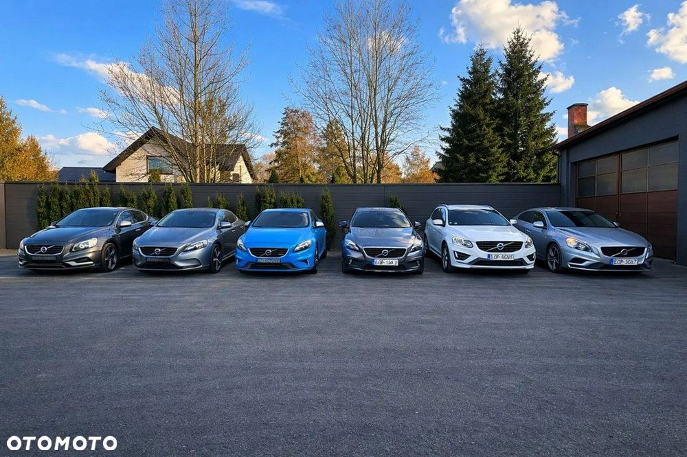 Volvo V40 D2 Momentum - 2