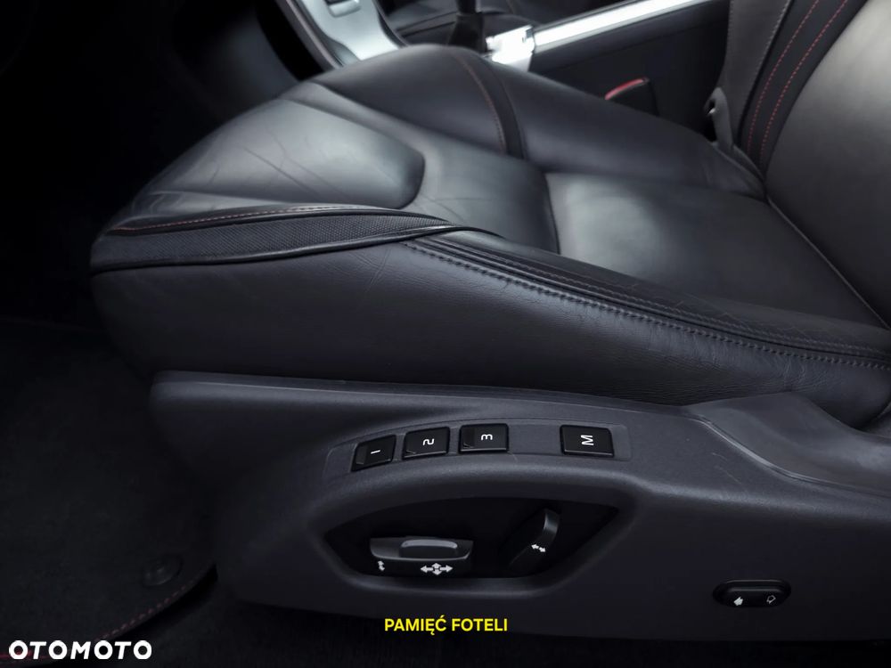 Volvo XC 60 D3 Ocean Race - 20
