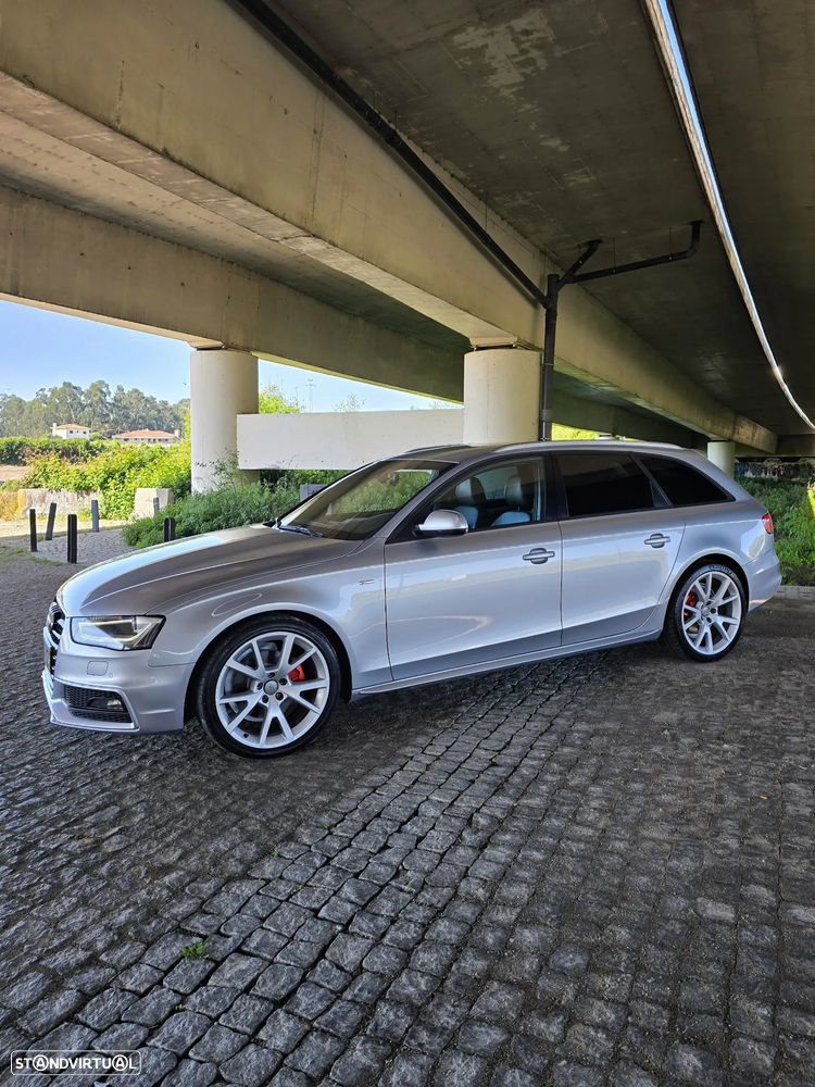 Audi A4 2.0 TDI multitronic S-line - 35