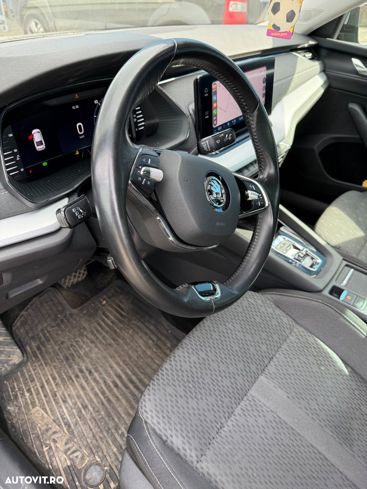 Skoda Octavia 2.0 TDI DSG Style - 9