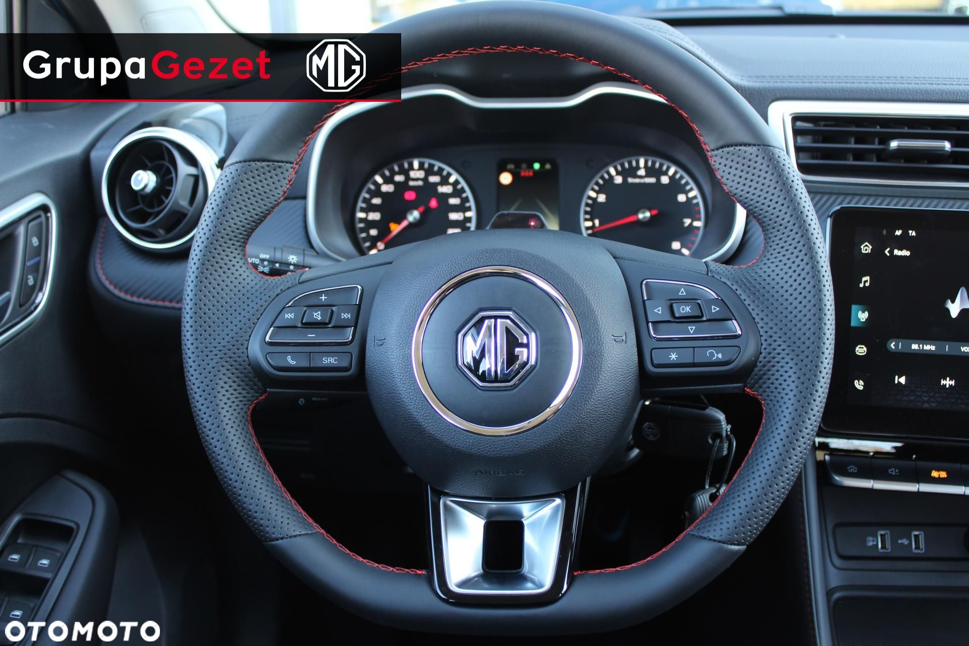 MG ZS - 10