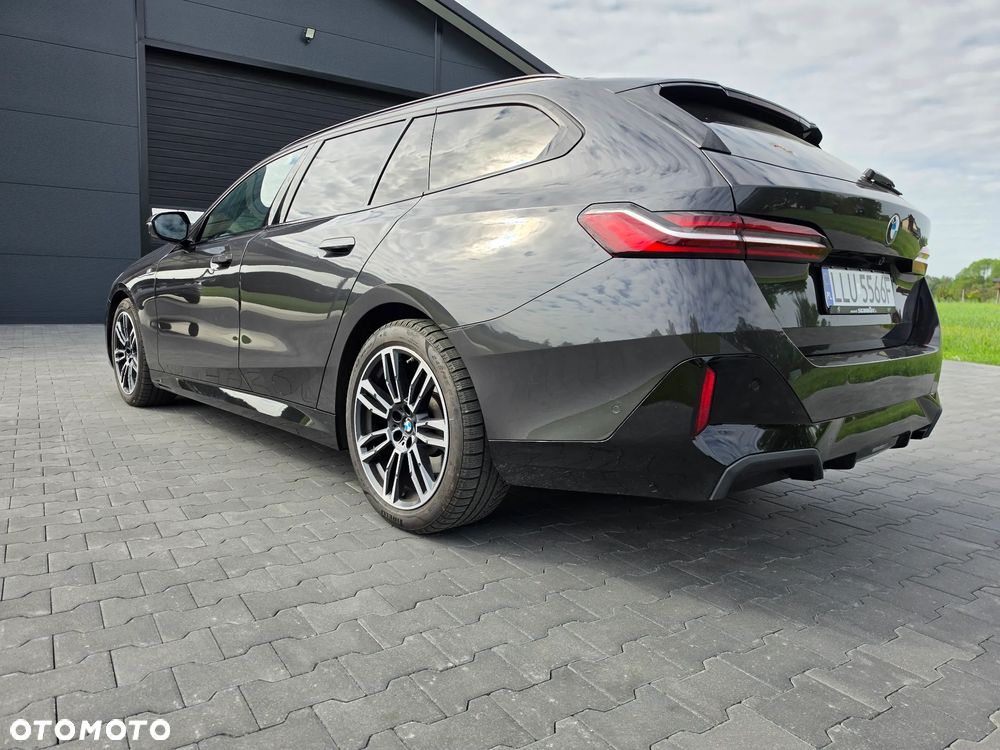BMW Seria 5 520d xDrive - 11