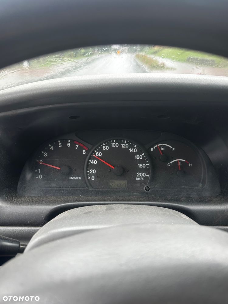 Suzuki Grand Vitara 2.0 - 16