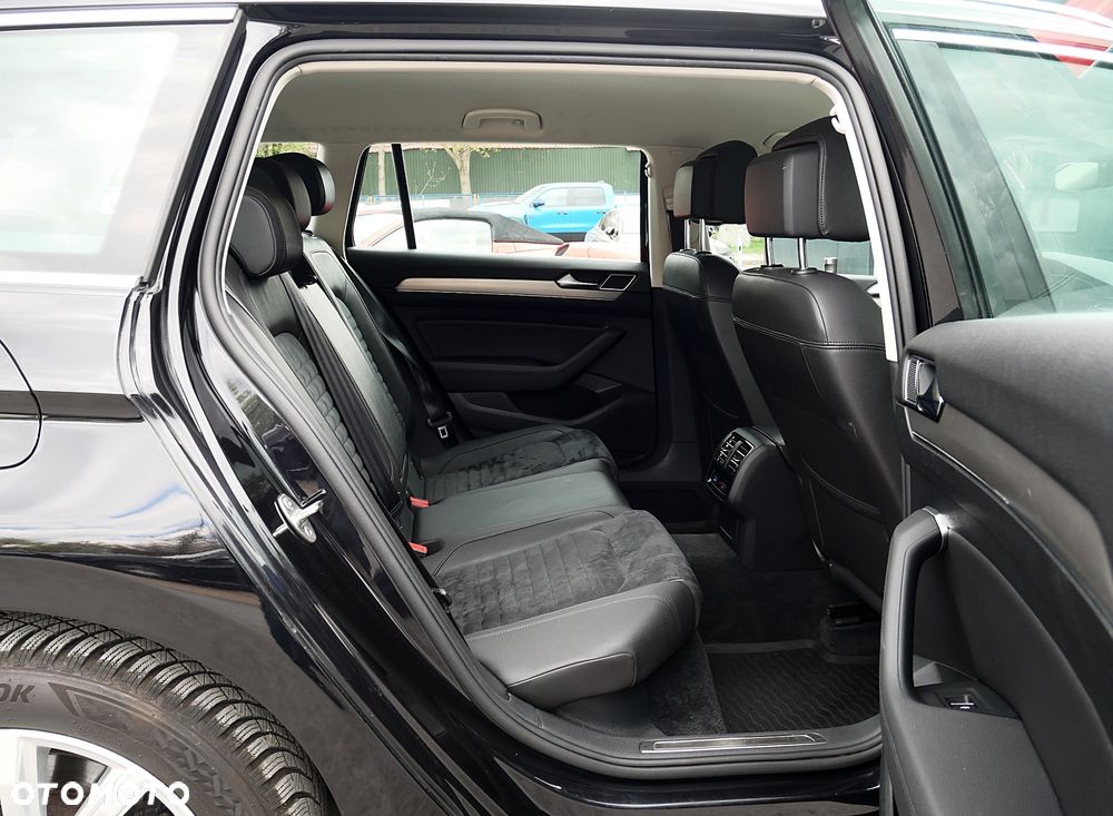 Volkswagen Passat - 7