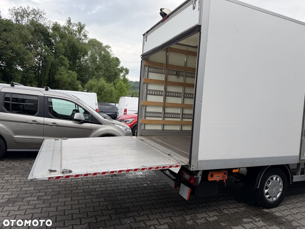 Ford Transit Trend - 20