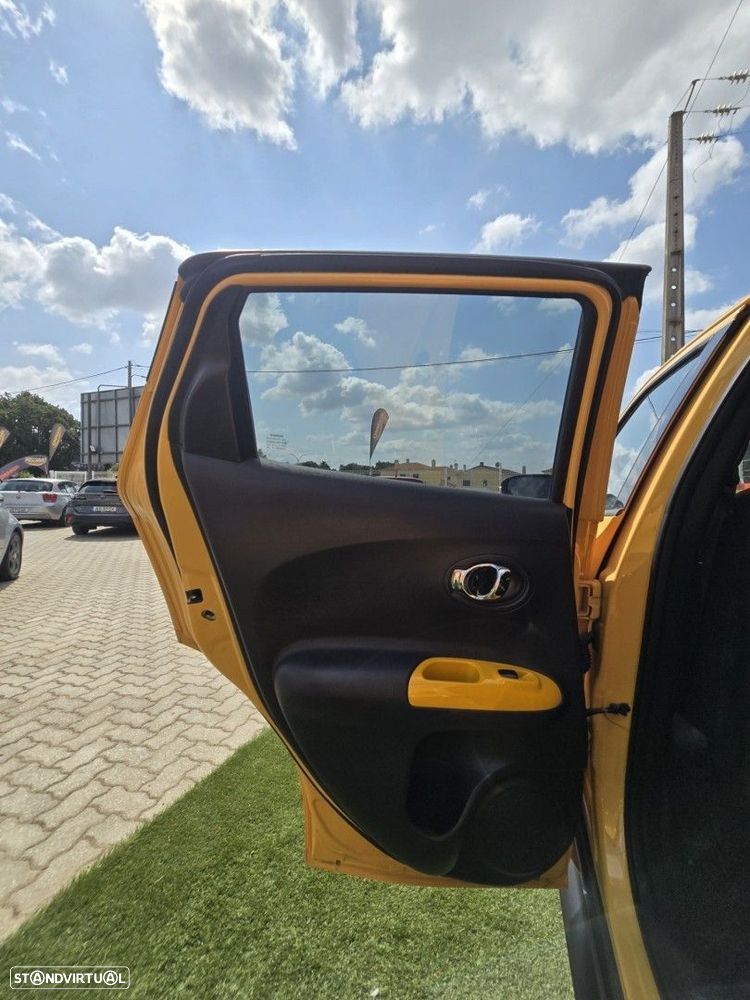Nissan Juke 1.6 DIG-T Tekna Premium Ext.1 Yellow S. — fotografia 14