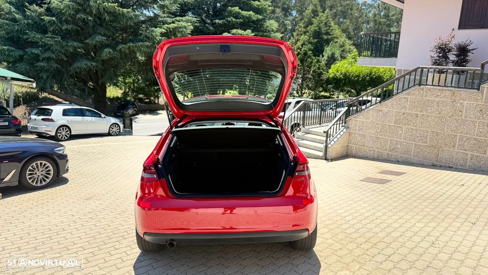 Audi A3 1.6 TDI (clean diesel) S tronic Ambition - 29