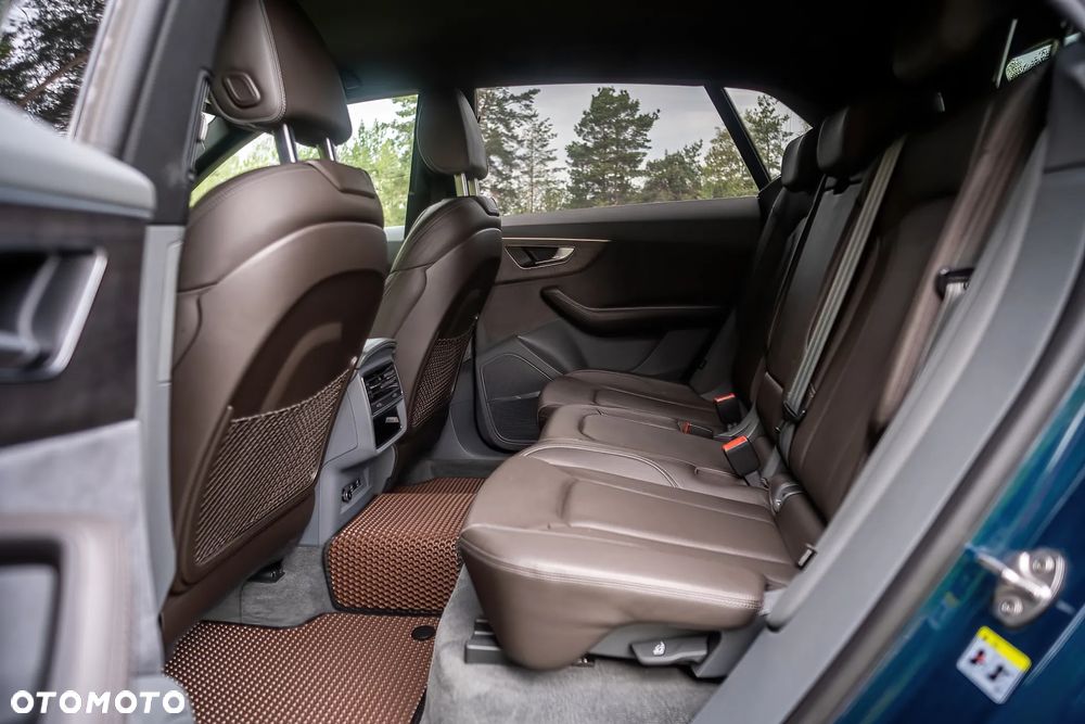 Audi Q8 - 36