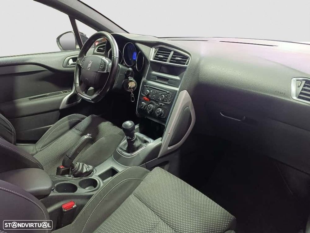 Citroën DS4 1.6 HDi Chic - 9