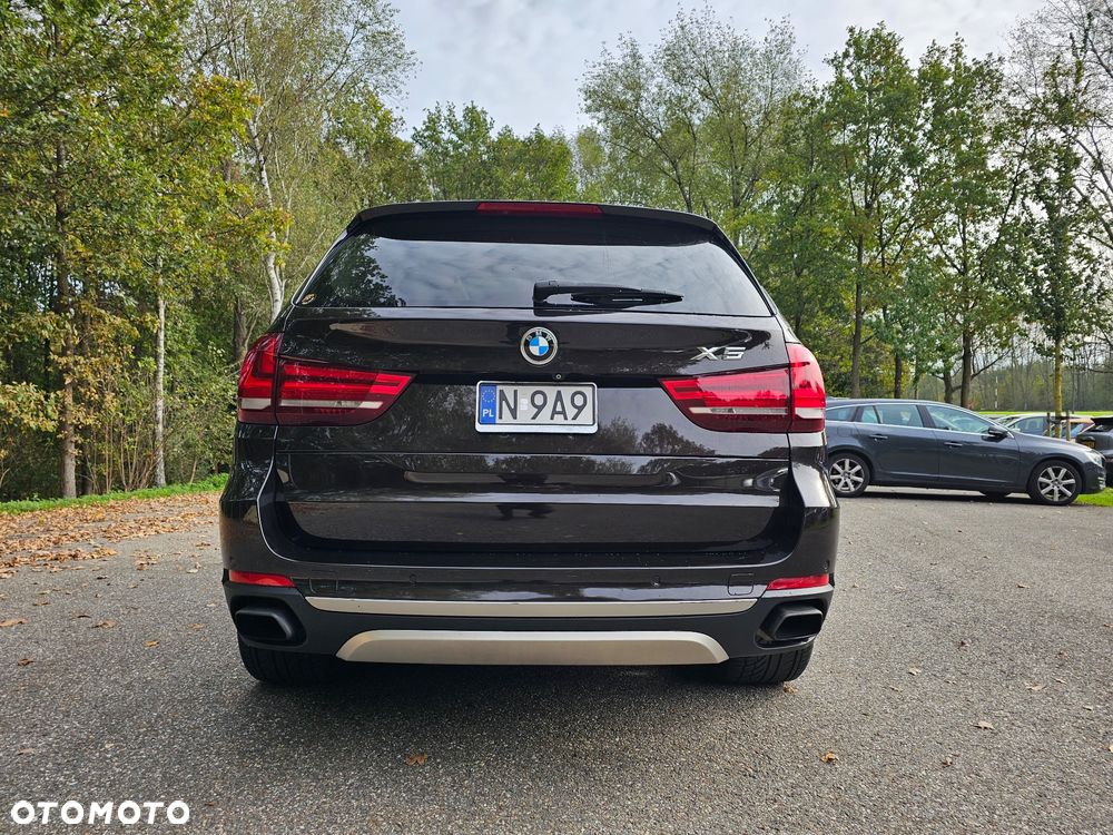 BMW X5 xDrive50i - 10