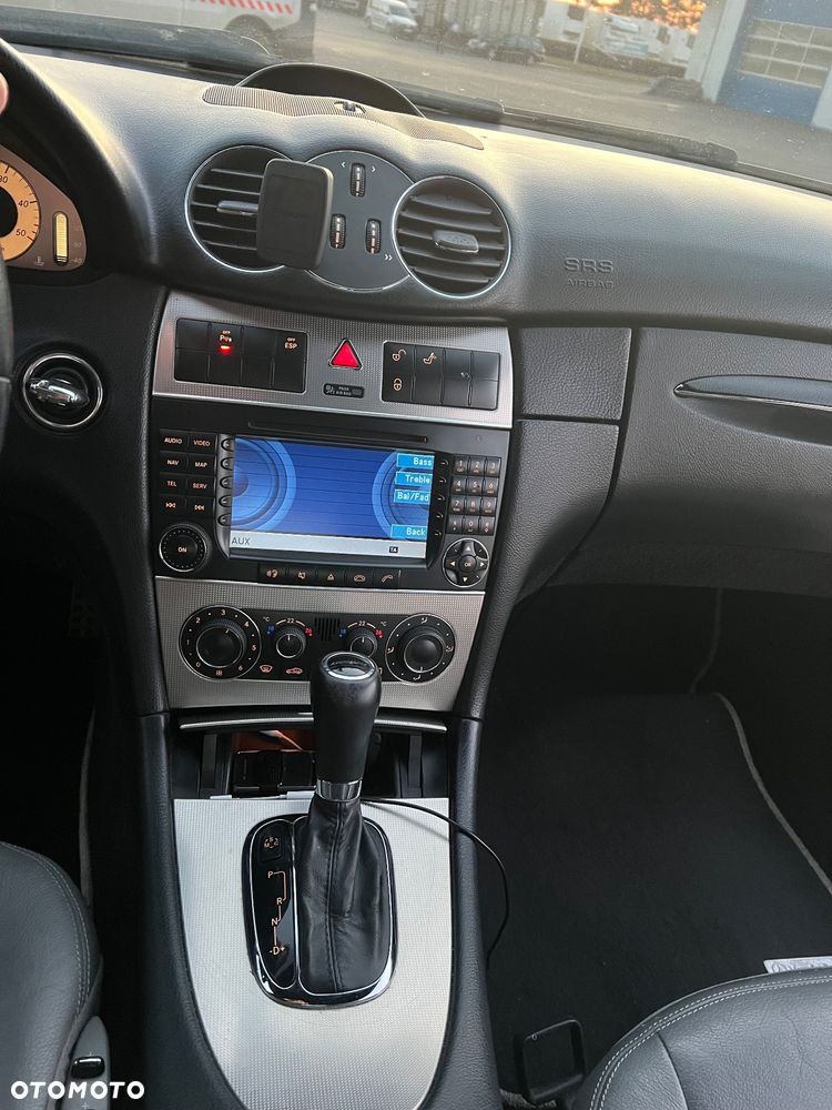 Mercedes-Benz CLK Coupe 320 CDI 7G-TRONIC Avantgarde - 14