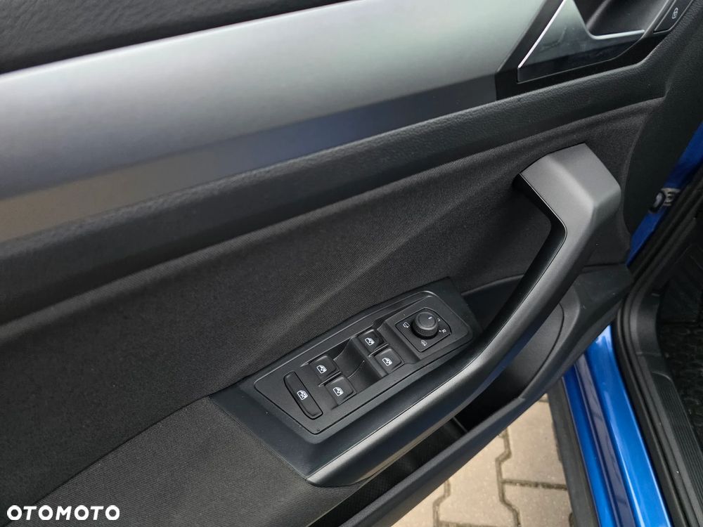 Volkswagen T-Roc 1.5 TSI Life DSG - 10