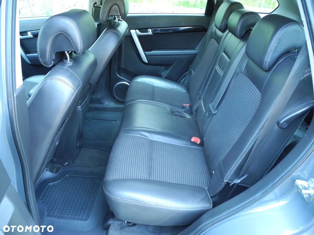 Chevrolet Captiva - 16