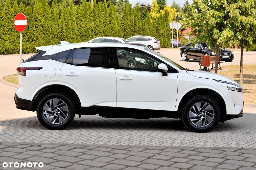 Nissan Qashqai 1.3 DIG-T N-Connecta DCT - 6